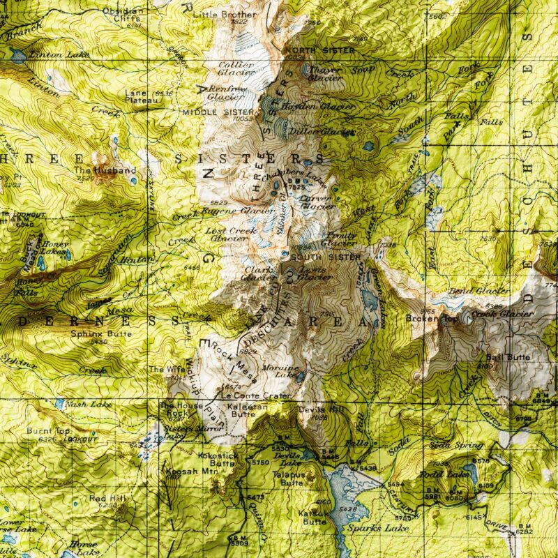 Three Sisters (Oregon) Mountains Map 1929, Topography :Shaded relief map – flat print (not a 3D raised map)
