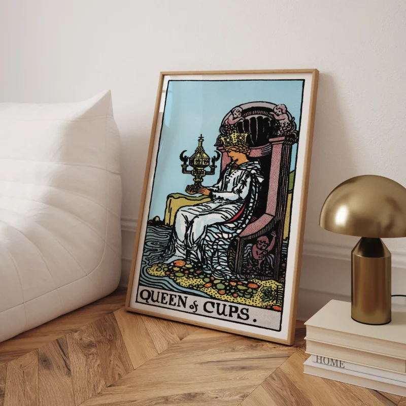 Queen of Cups :Tarot Card