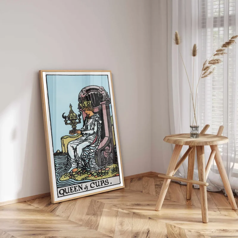 Queen of Cups :Tarot Card