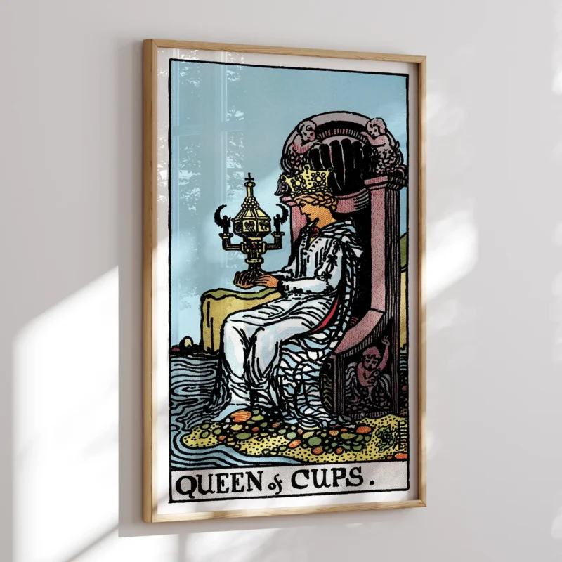 Queen of Cups :Tarot Card