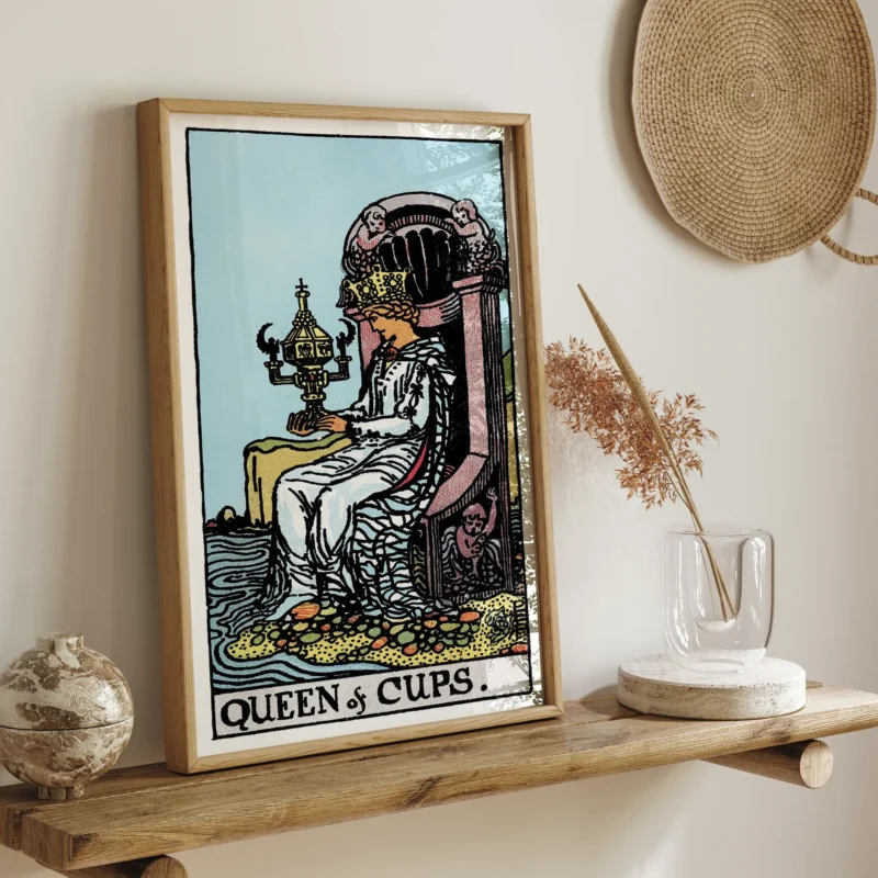 Queen of Cups :Tarot Card
